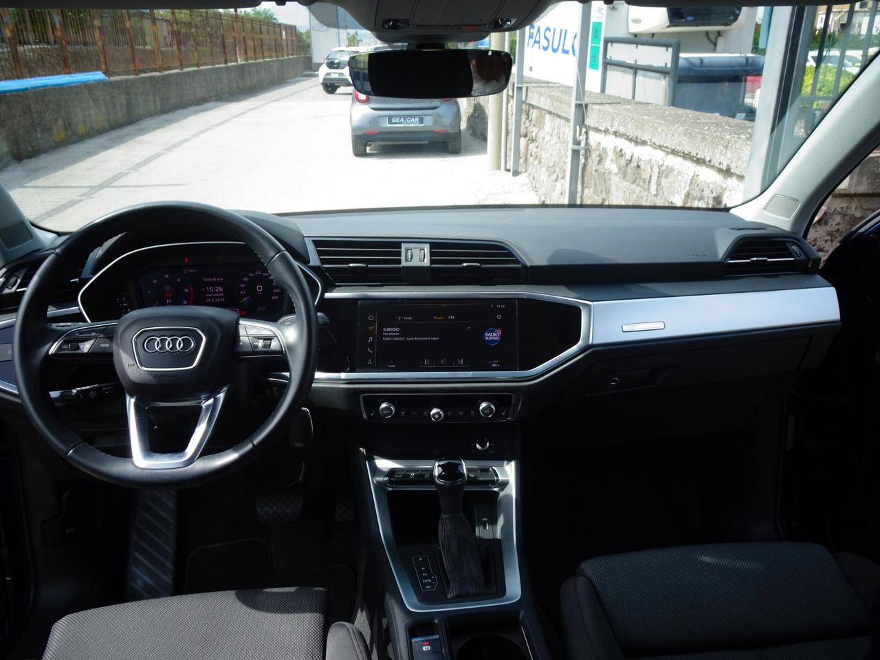 Audi Q3 35 TDI S tronic Business Advanced