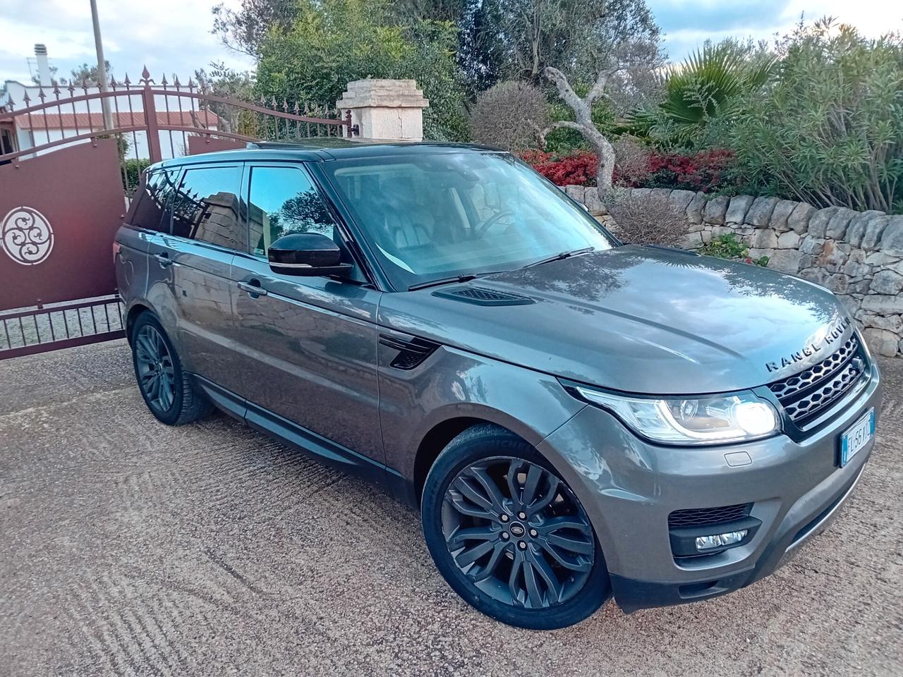Land Rover Range Sport 3.0 TDV6 HSE Dynamic