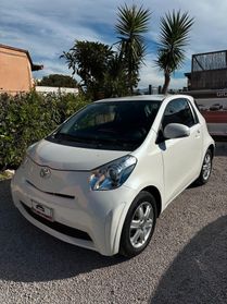 Toyota iQ 1.0 CVT Lounge