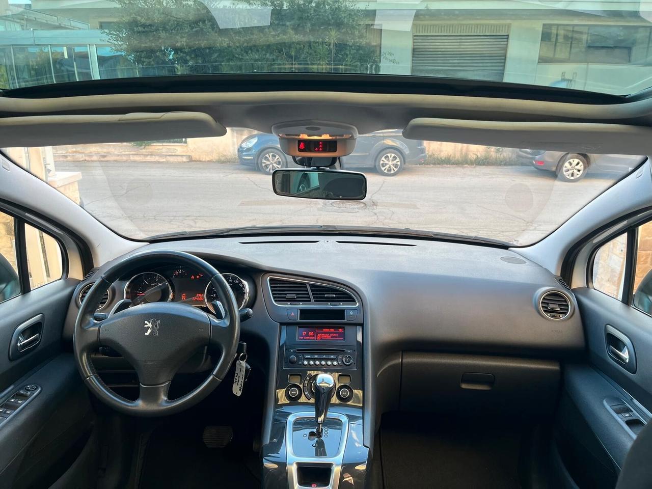 Peugeot 5008 1.6 e-HDi 115CV Stop&Start cambio robotizzato Active