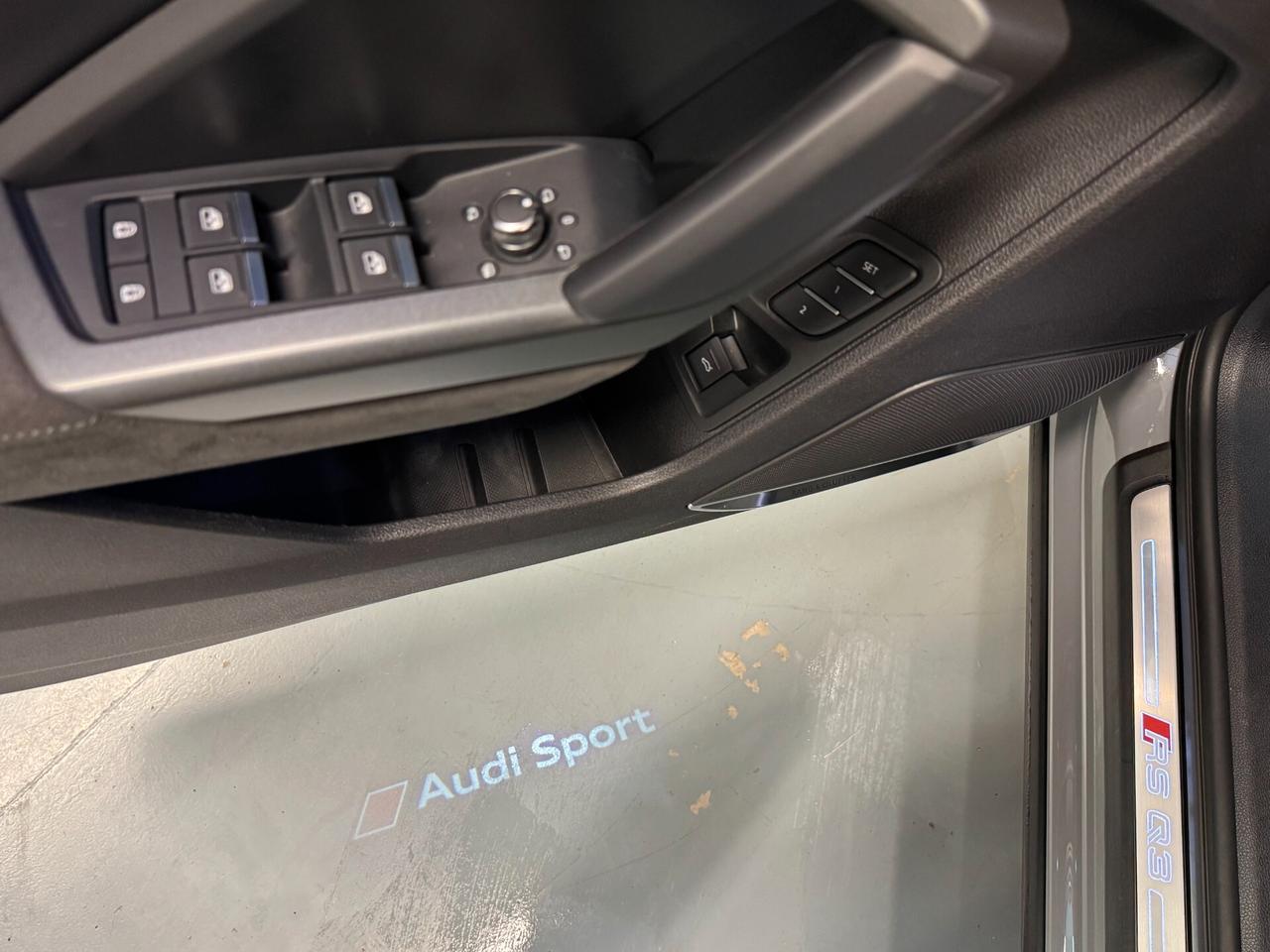 Audi RS Q3 SPORTBACK TETTO - PELLE/ALCANTARA - TELEC. 360 - RS PERFORMANCE
