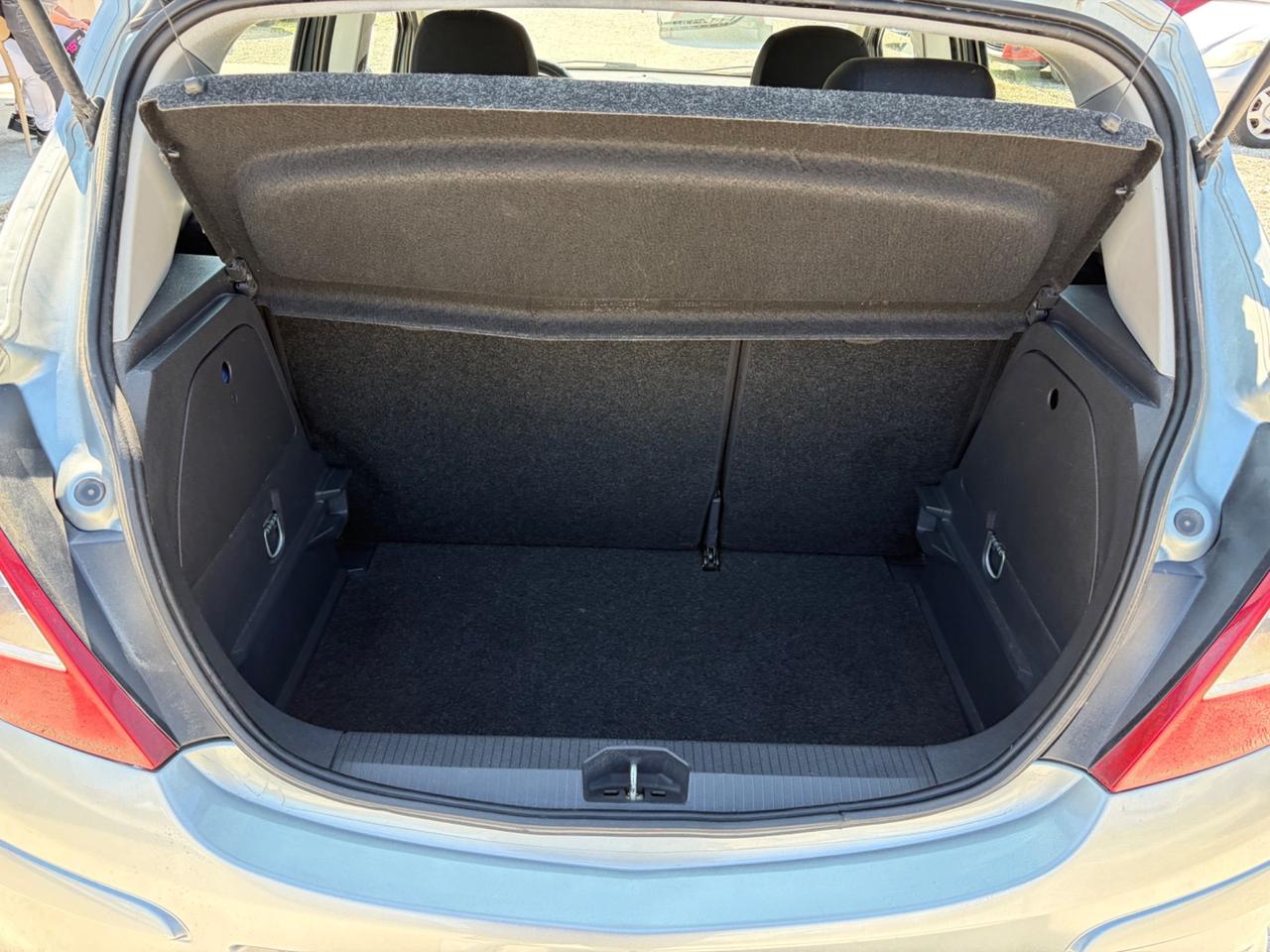 Opel Corsa 1.3 diesel 2011