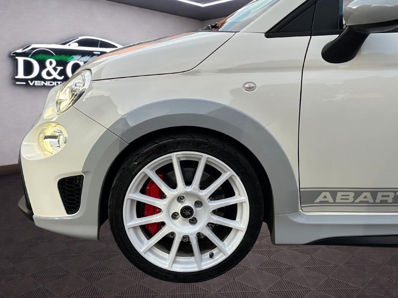 Abarth 695 1.4 Turbo T-Jet 180 CV 70° XENO NAVI SABELT UNIPRO