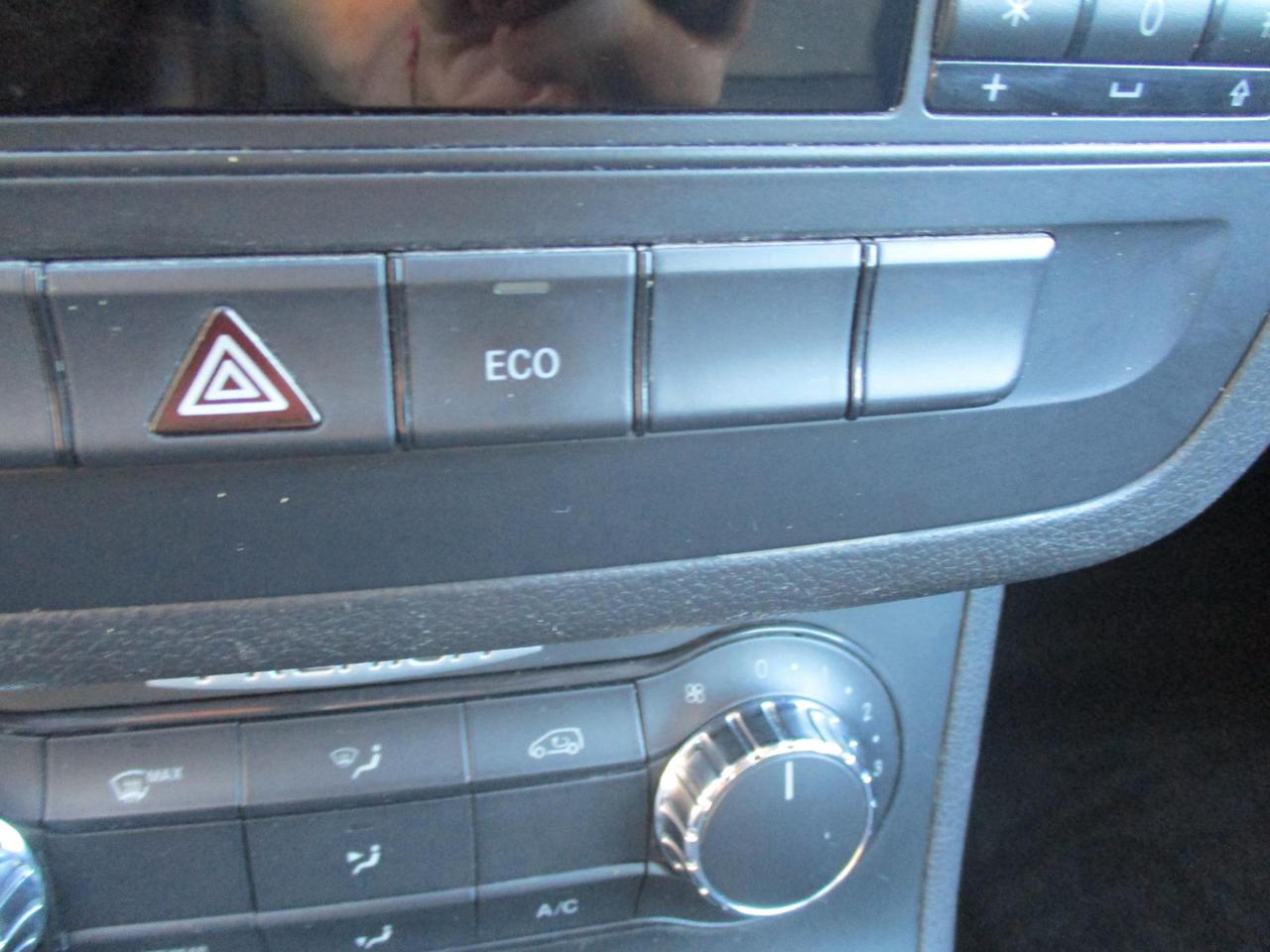 MERCEDES-BENZ B 180 CDI Premium