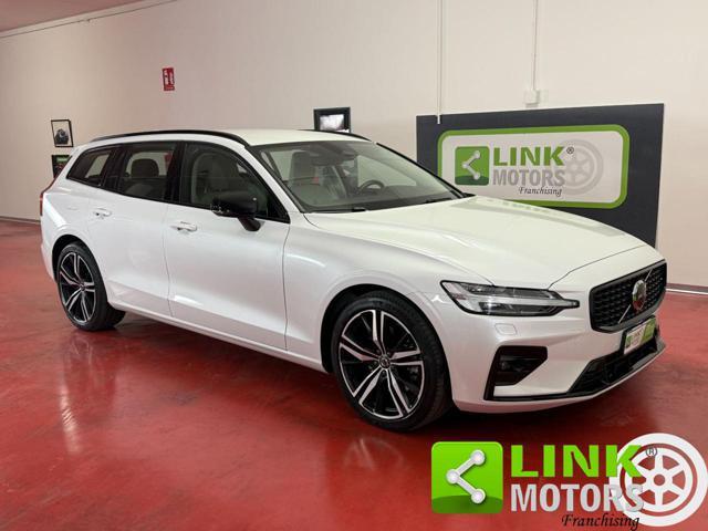 VOLVO V60 B4 (d) aut Ultimate Dark 19" IVA ESP. GARANZIA 24