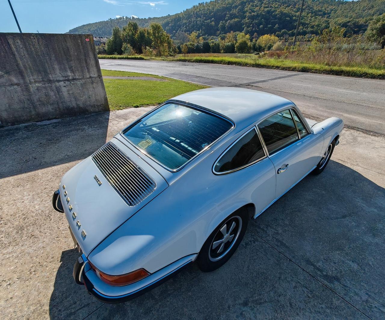 Porsche 911 2.2 S (PERMUTE)