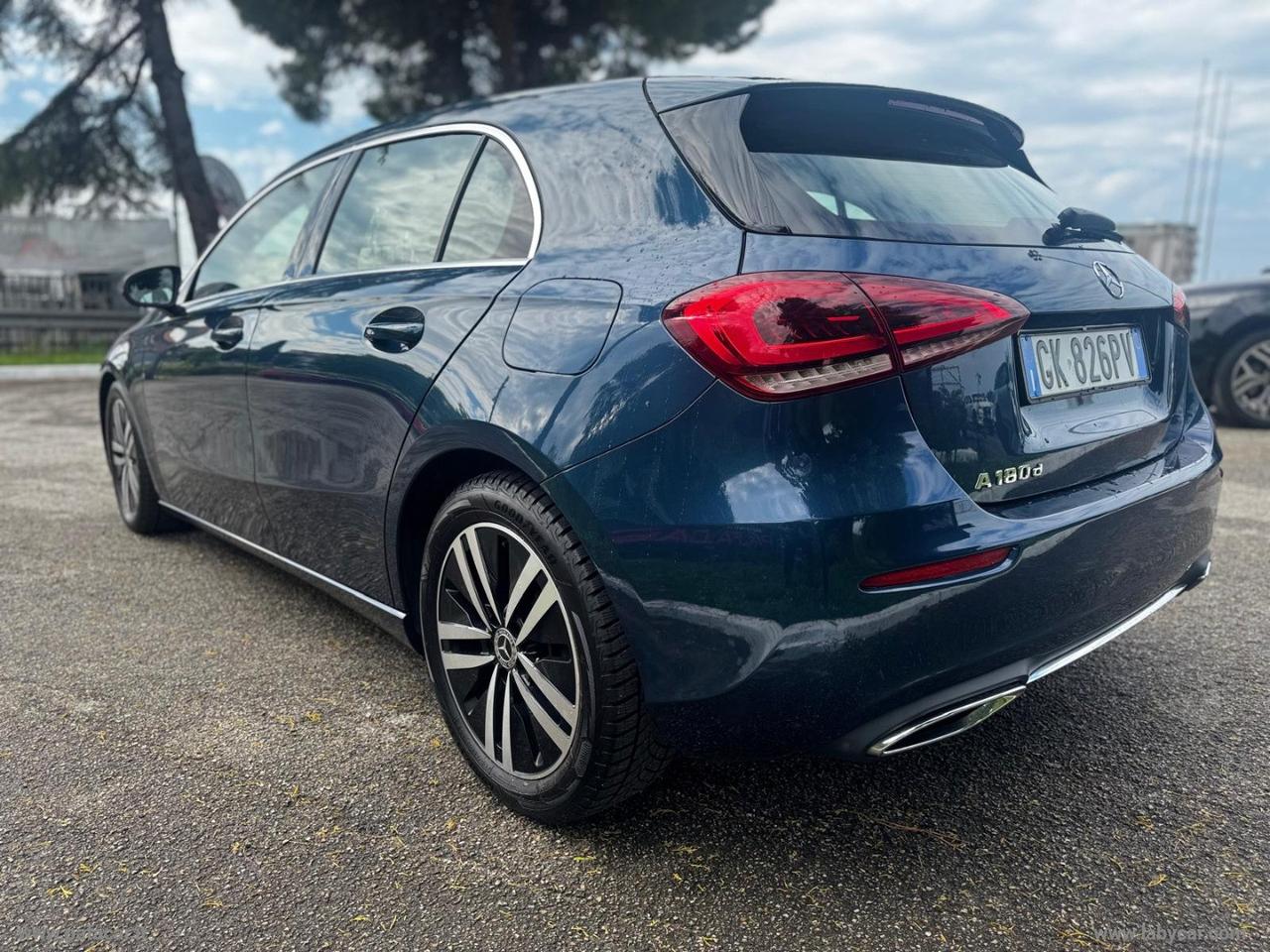 MERCEDES-BENZ A 180 d Automatic Executive