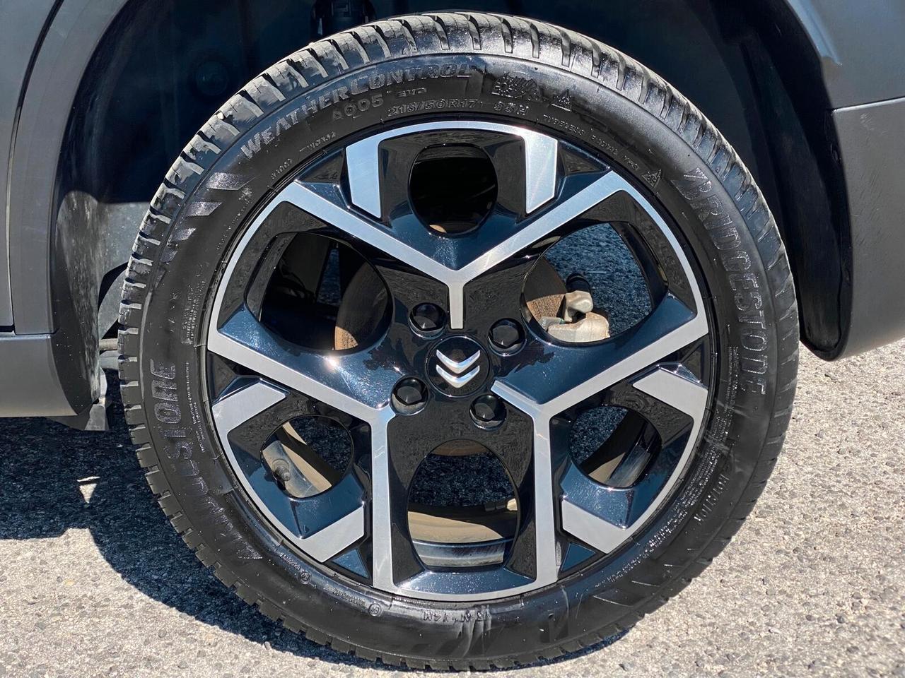Citroen C3 Aircross C3 Aircross PureTech 110 S&S Shine Pack BiColor