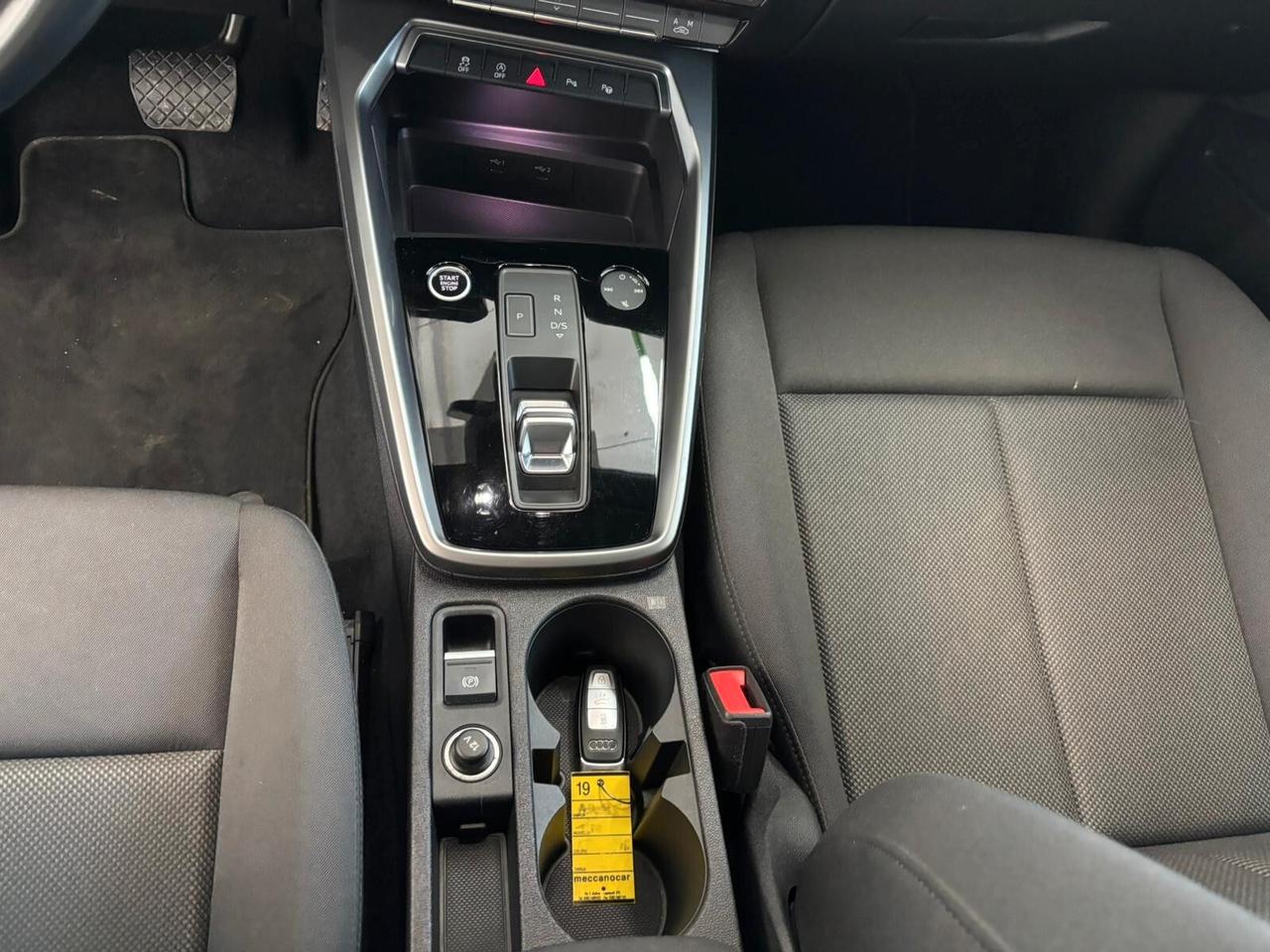 Audi A3 SPB 30 g-tron S tronic Business Advanced