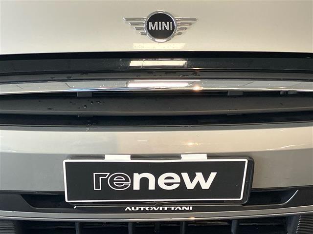 MINI Mini 5 Porte 1.5 Twin Power Turbo Cooper Essential