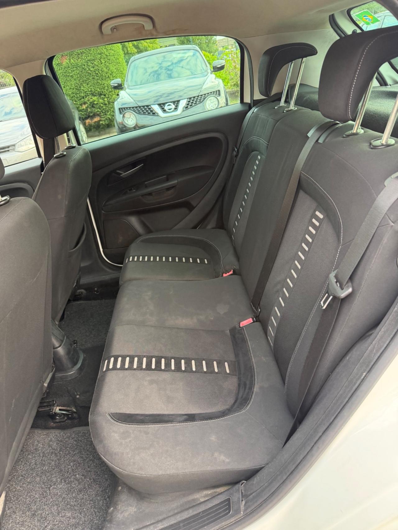 Fiat Grande Punto 1.6 MJT DPF 5 porte Sport