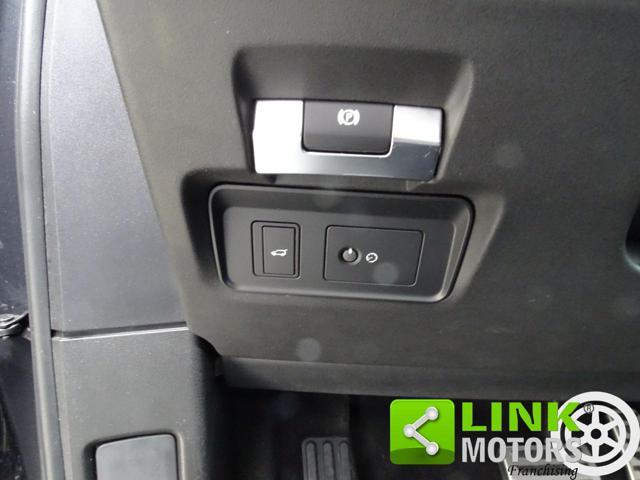 LAND ROVER Range Rover Evoque 2.0D I4 180 CV AWD Auto R-Dynamic SE