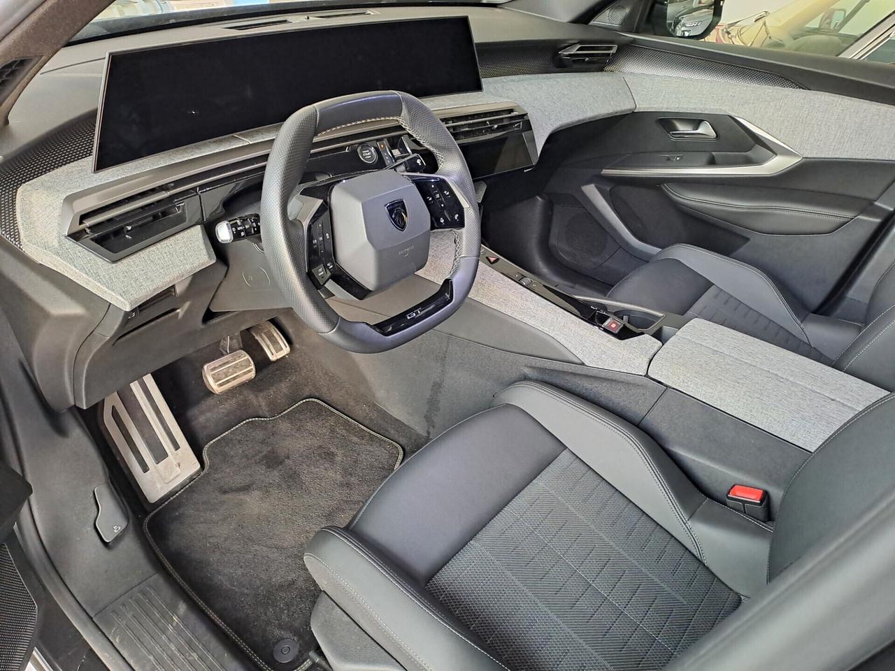 Peugeot 3008 Hybrid 145 CV-DCS6 GT 2025 km 10820