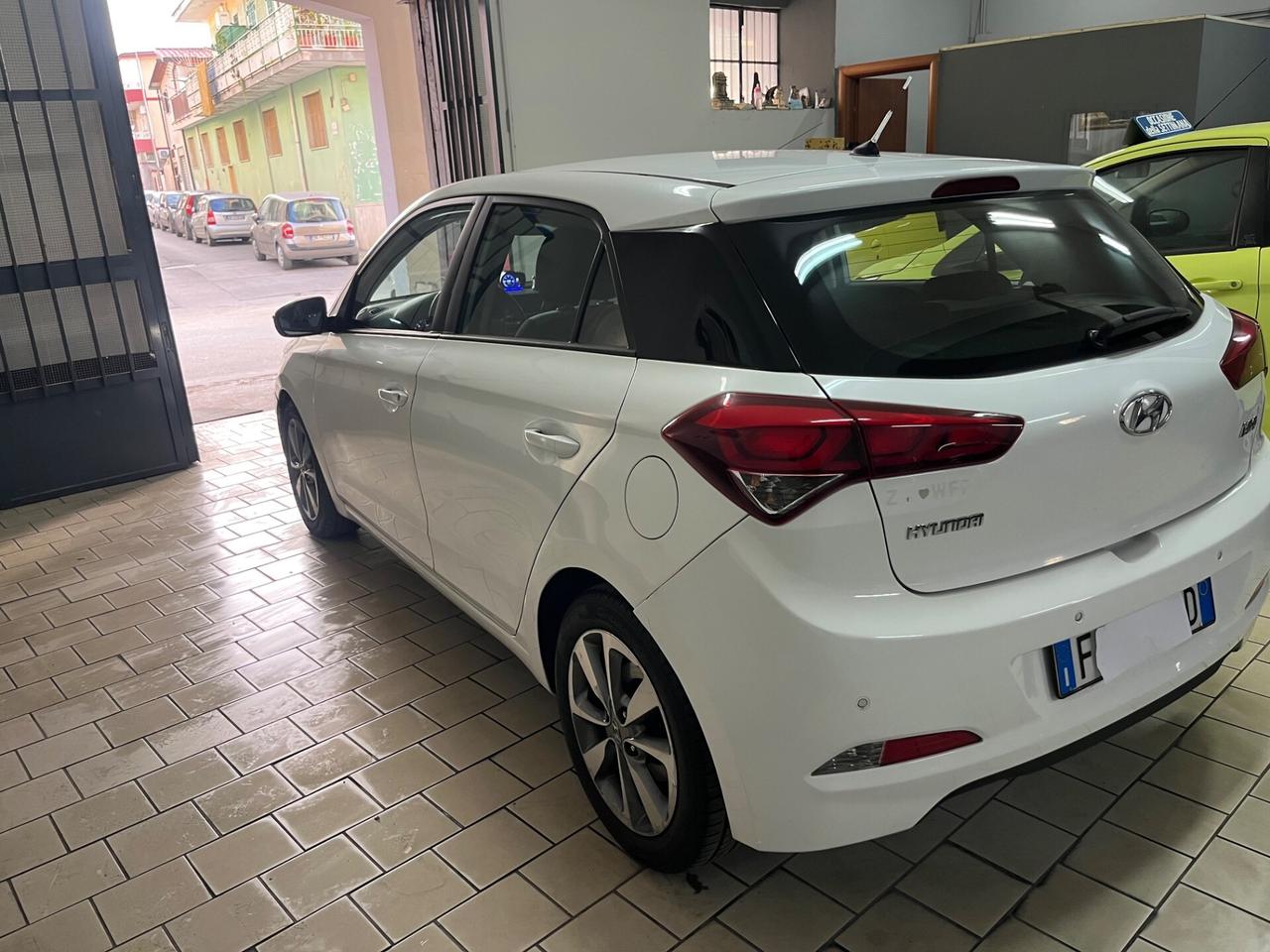 Hyundai i20 1.1 CRDi 5 porte Style optional