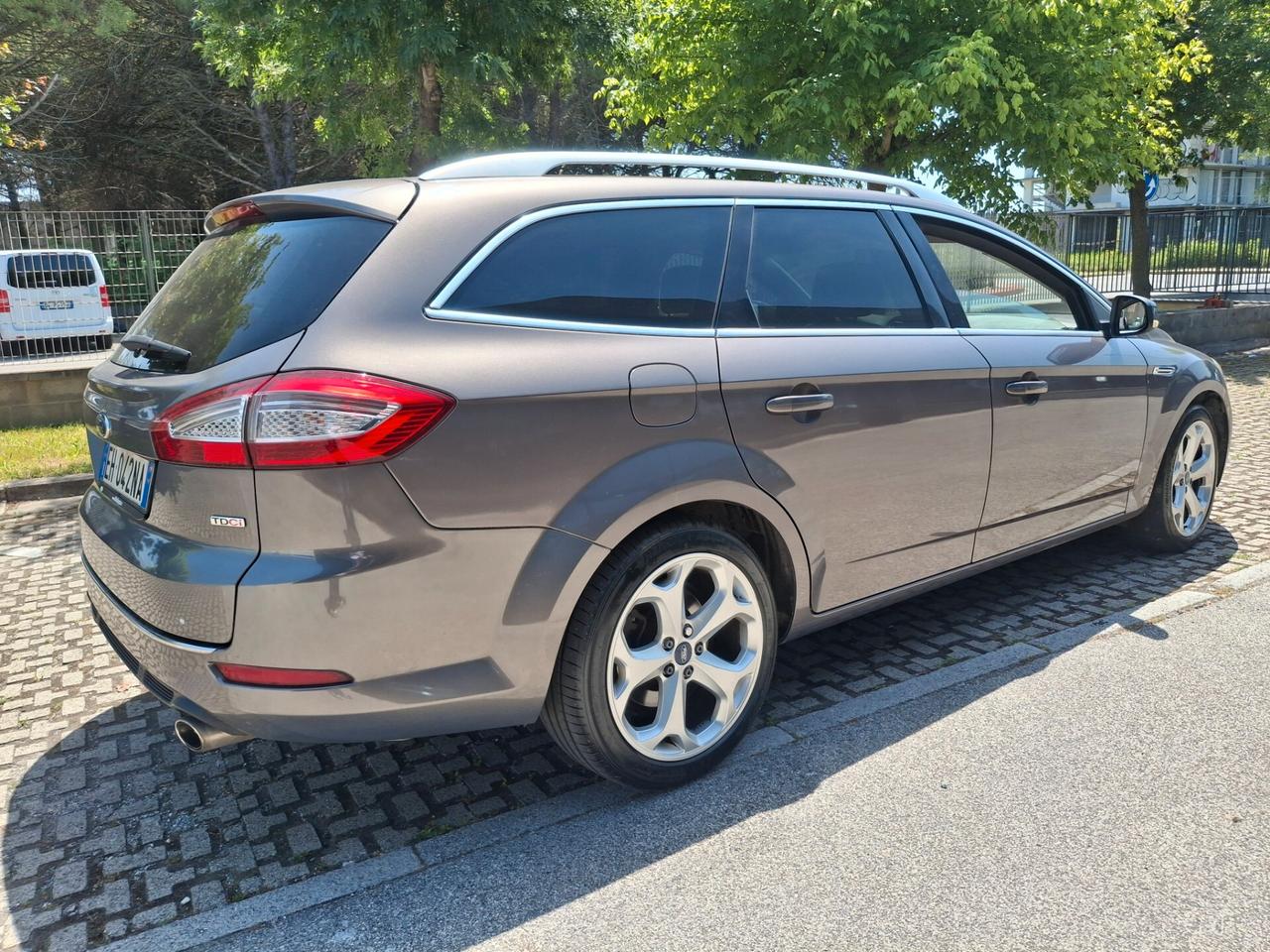 Ford Mondeo 2.2 TDCi/200 SW Titanium Business-NAVIGATORE