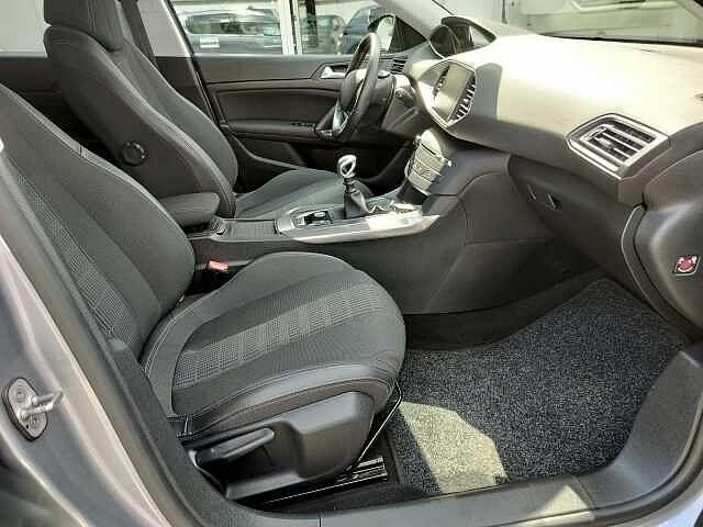 Peugeot 308 BlueHDi 130 S&S Allure