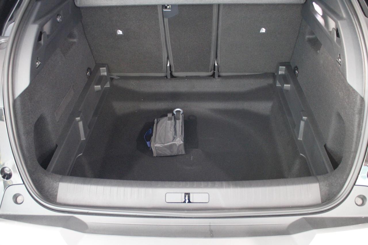 Peugeot 3008 Hybrid 145 e-DCS6 Allure - 2026
