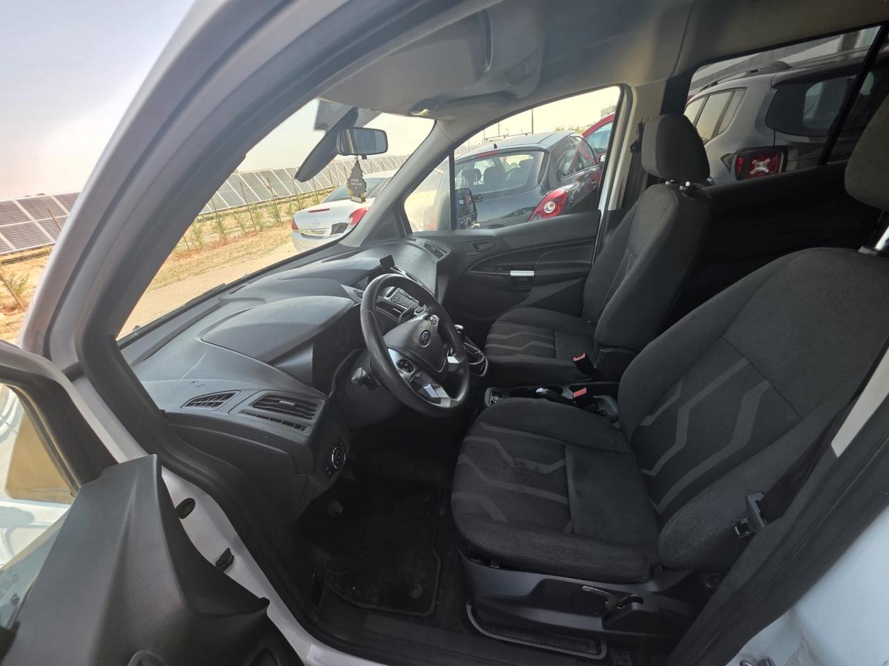 Ford Tourneo Connect Connect7 1.5 TDCi 120 CV Titanium