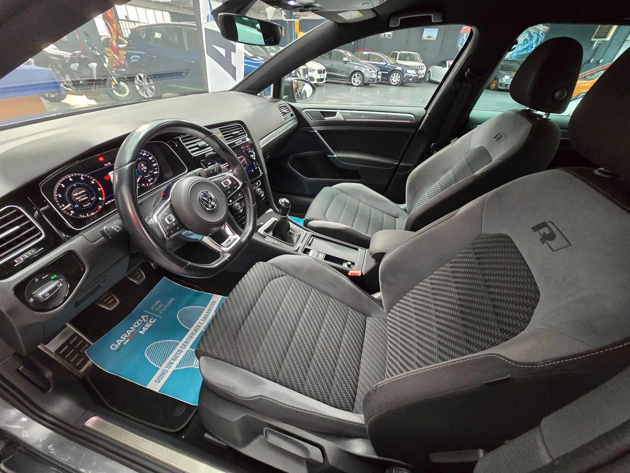 VOLKSWAGEN GOLF R-Line 1.5 TSI 150CV 5p. SPORT