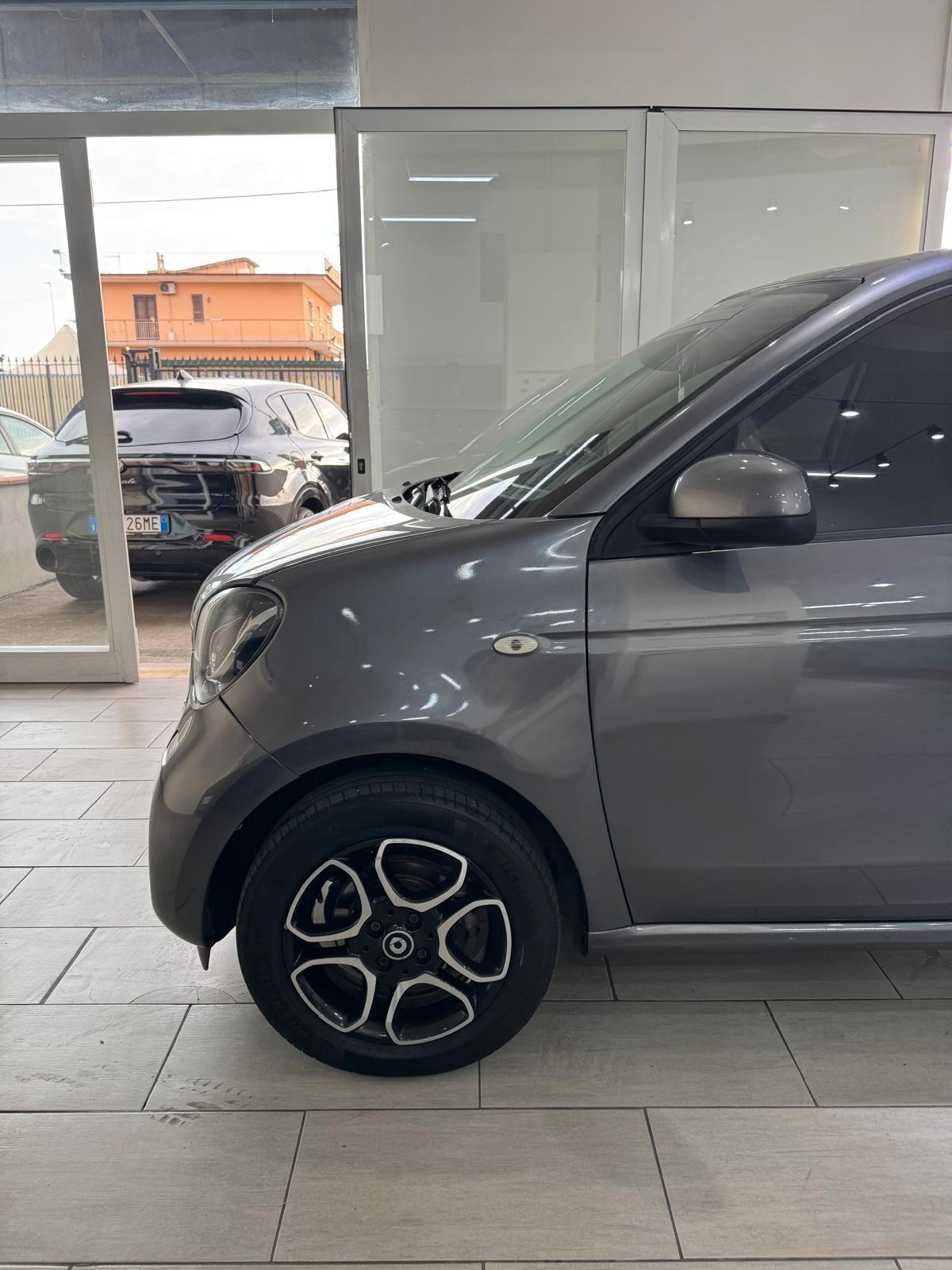 Smart ForFour 70 1.0 twinamic Superpassion