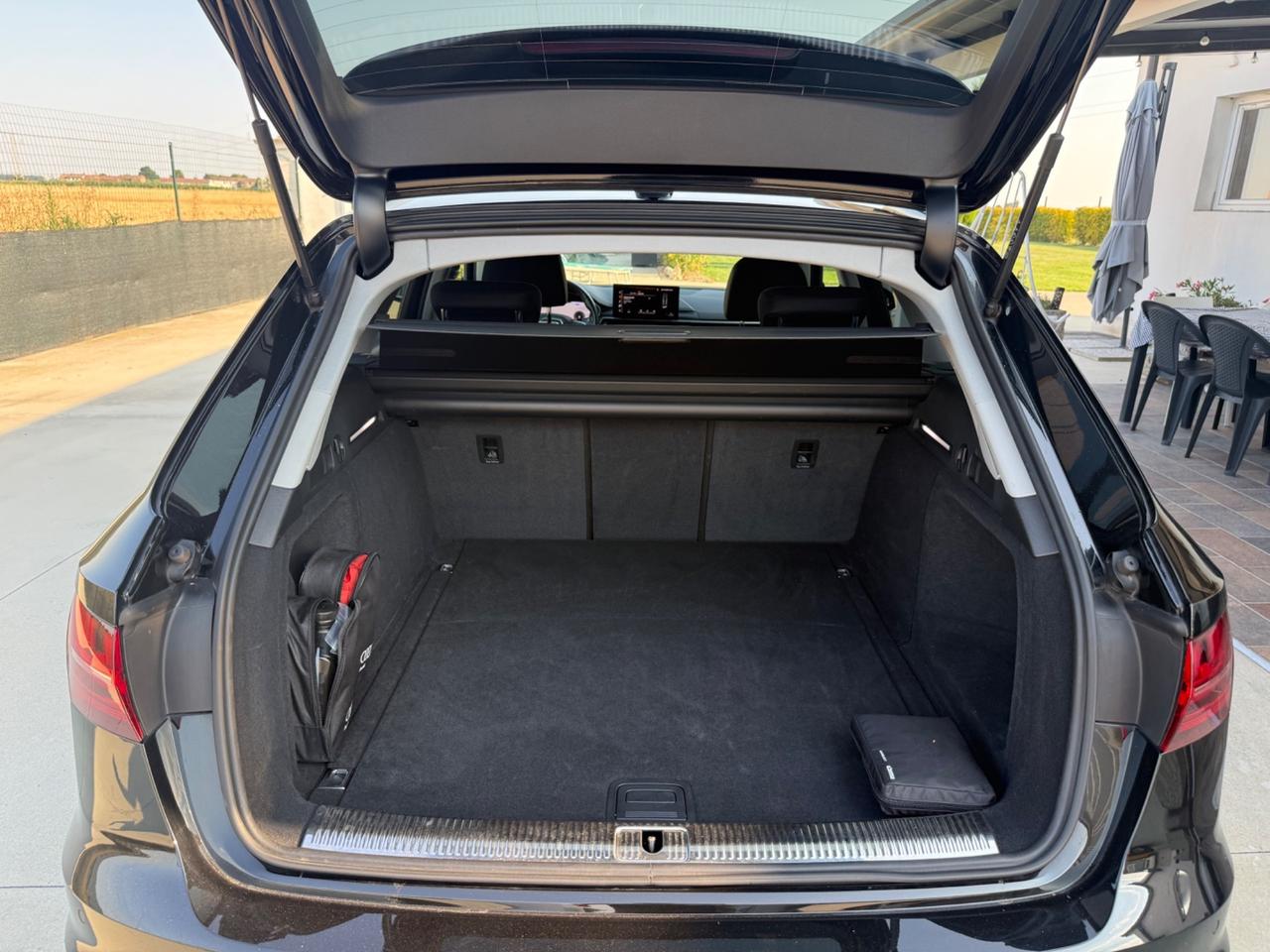 Audi A4 Avant TDI SPORT MATRIX