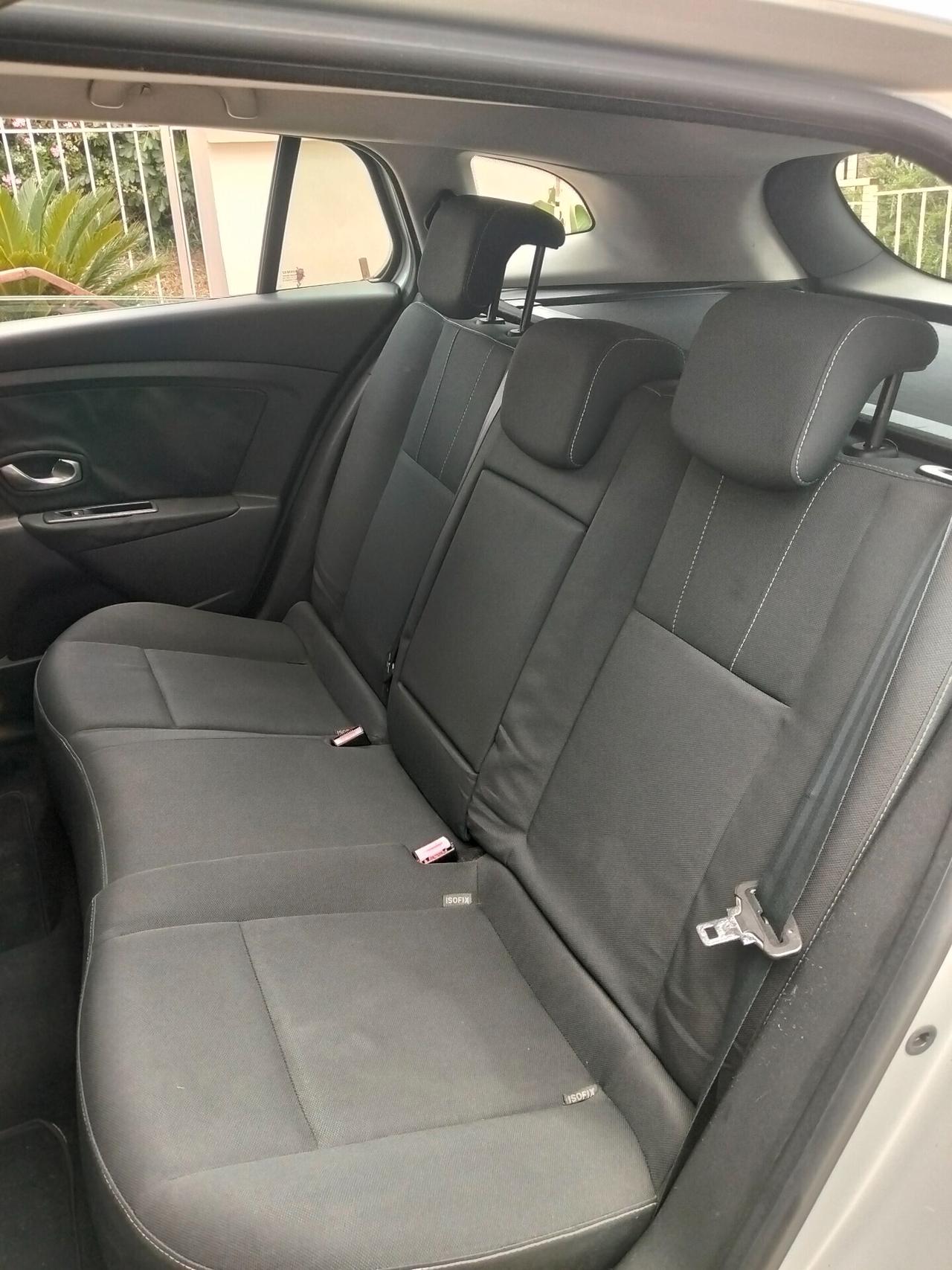 Renault Megane Mégane 1.5 dCi 110CV EDC Attractive