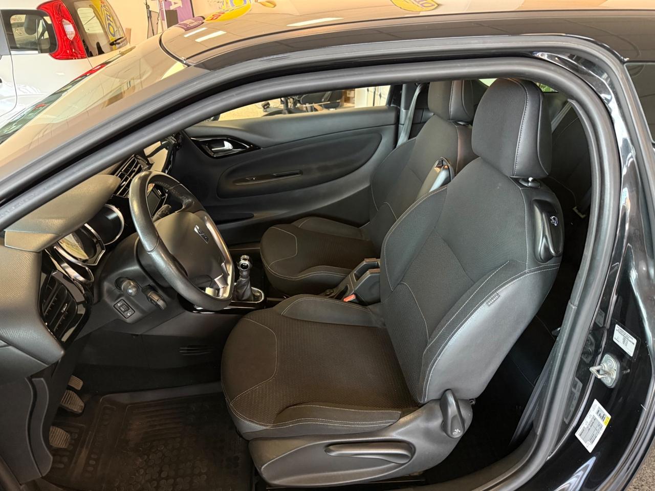 OCCASIONE Ds DS3 3 1.4 HDi 70 Just Black FULL, OK NEOPATENTATI