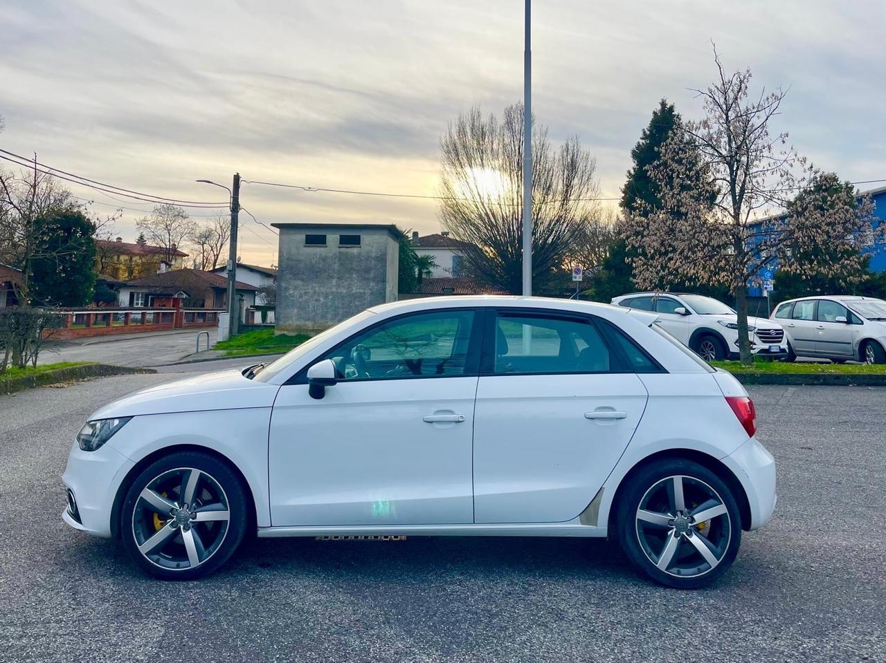 Audi A1 SPB 1.6 TDI S tronic Attraction