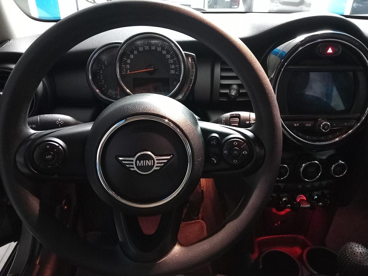 Mini One 1.5 benzina anno 2018 118 mila km