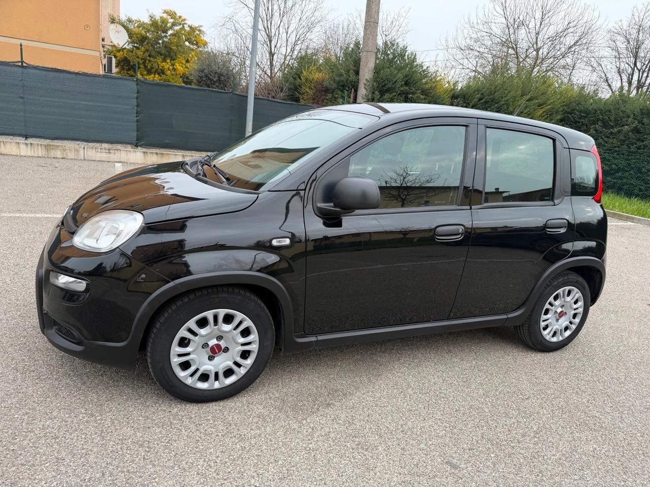 Fiat Panda 1.0 hybrid - NEOPATENTATI - 12 MESI DI GARANZIA -