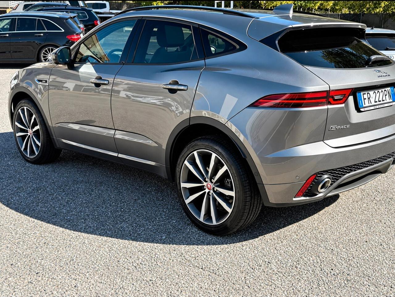 Jaguar E-Pace 2.0D 180 CV AWD aut. R-Dynamic HSE