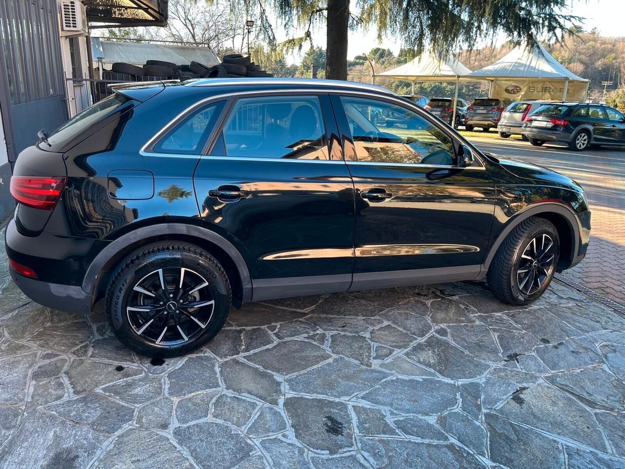 Audi Q3 2.0 TDI quattro Advanced S TRONIC - TETTO