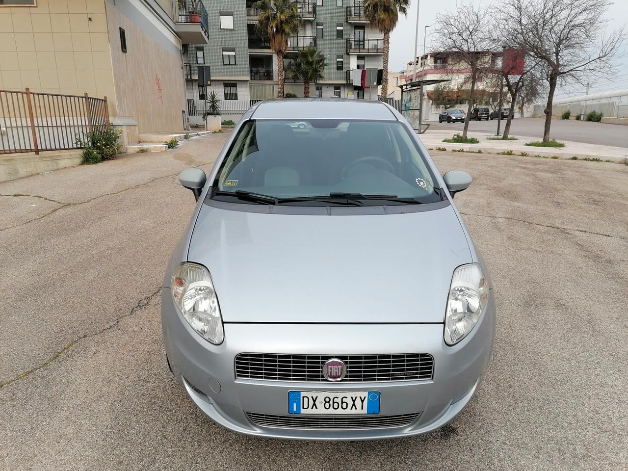 Fiat Grande Punto 1.3 MJT 75 CV 5 porte Dynamic