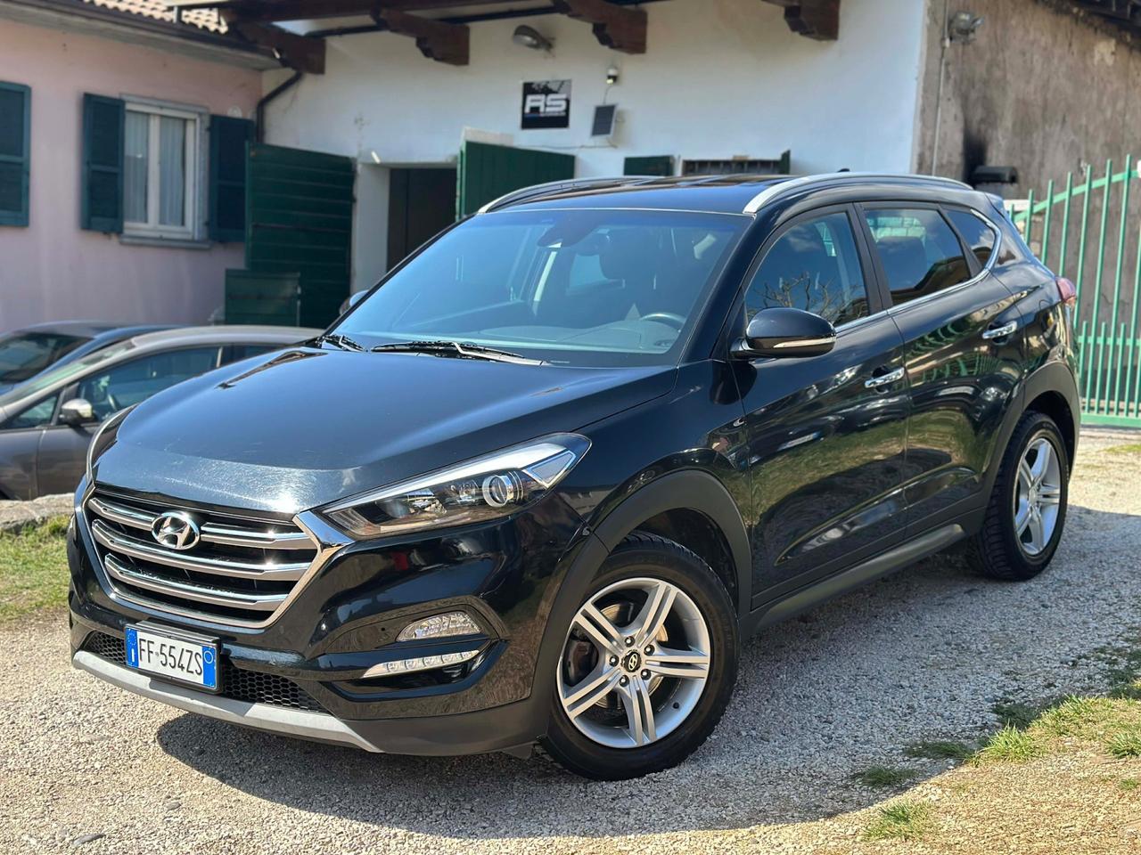 Hyundai TUCSON 1.7 CRDi EU6B XPOSSIBILE UNICOPR