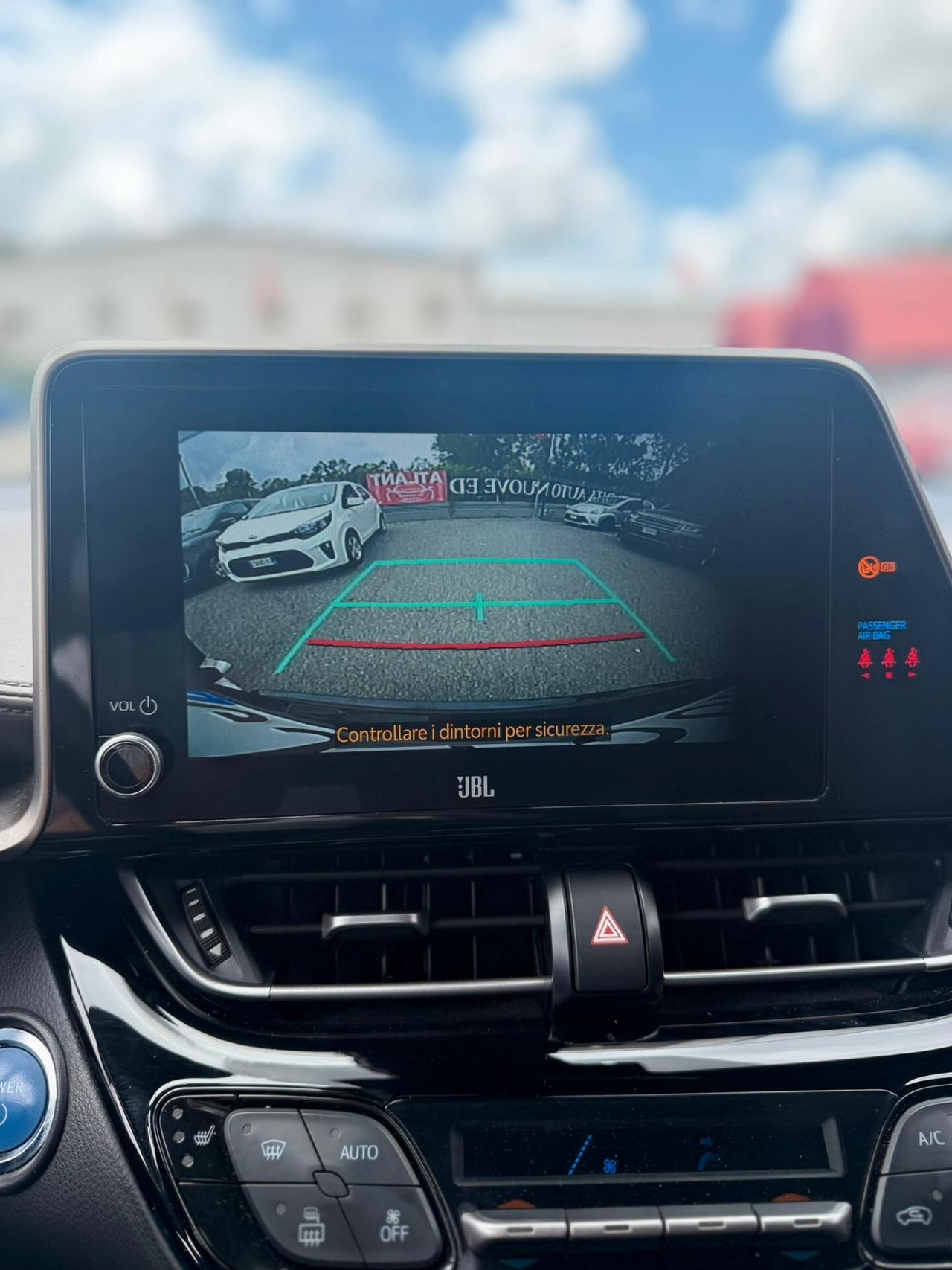 Toyota C-HR 1.8 Hybrid E-CVT Lounge