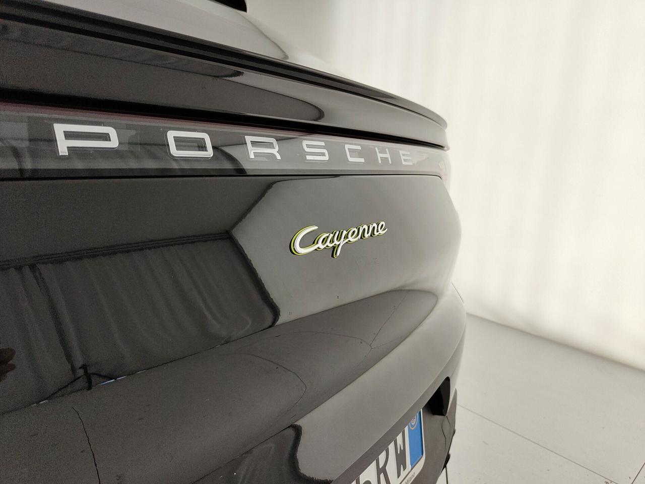 Porsche Cayenne Coupé 3.0 V6 E-Hybrid