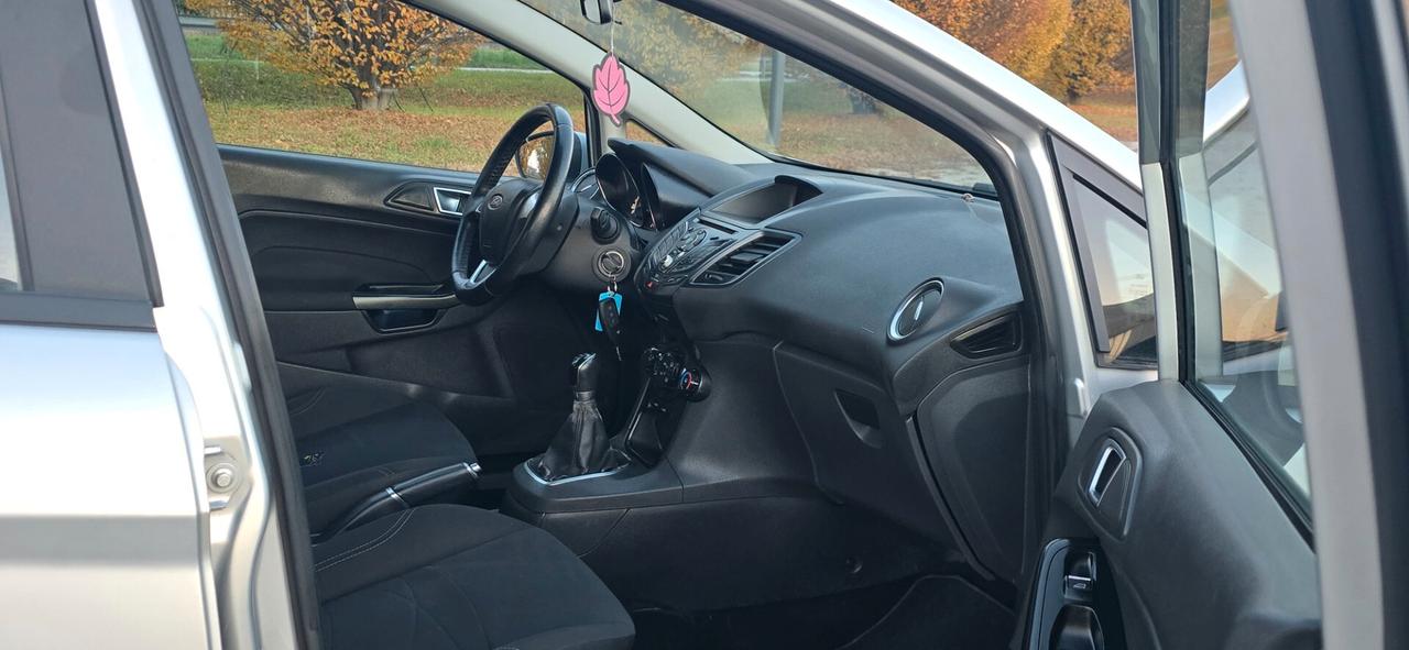 Ford Fiesta 1.2 82 CV 5 porte Titanium