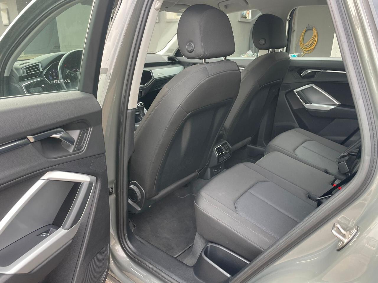 Audi Q3 35 TDI S tronic line edition