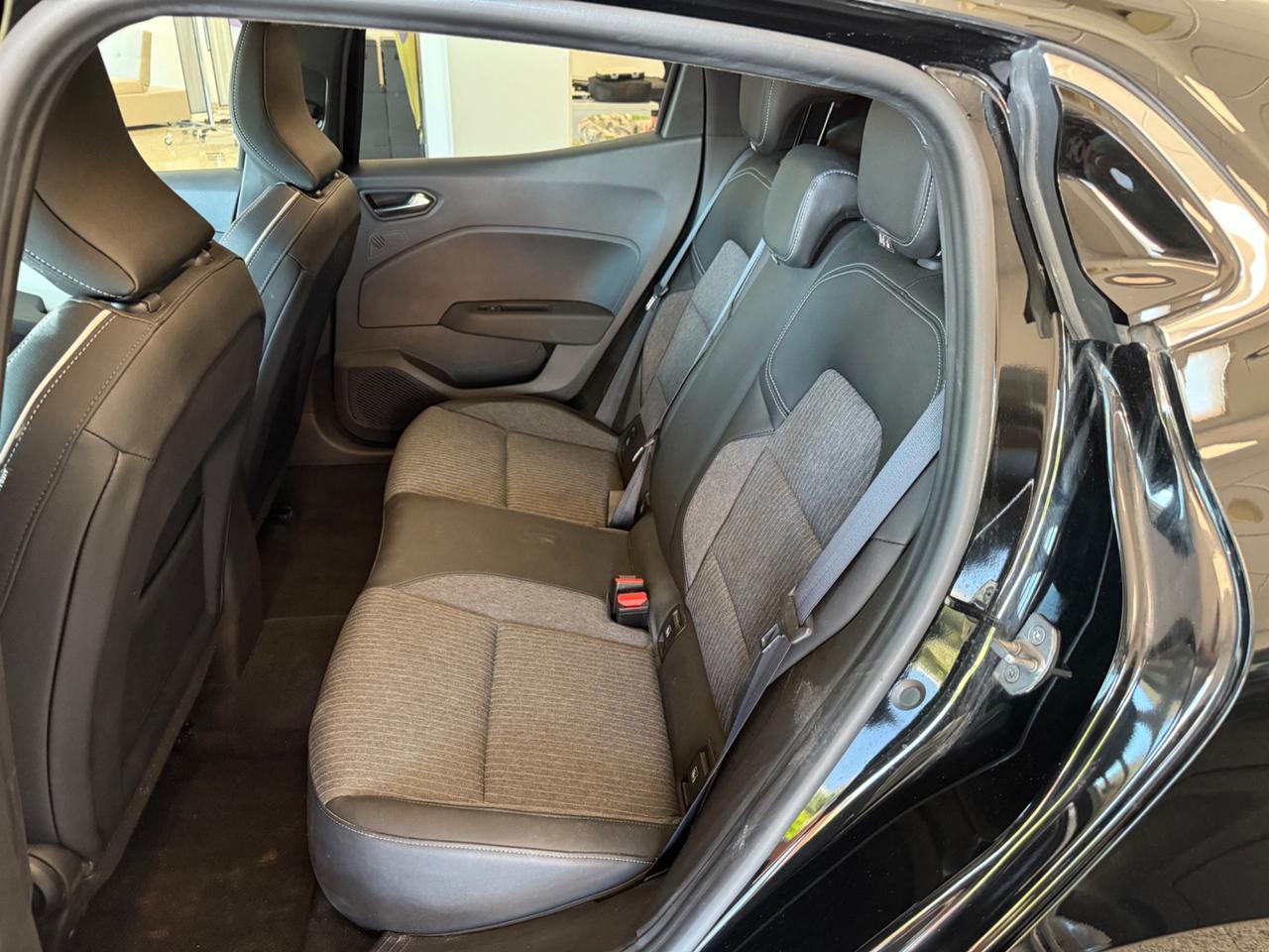 PREZZO PROMO SOLO POCHI GIORNI!!Renault Clio TCe 90 CV 5 porte Techno
