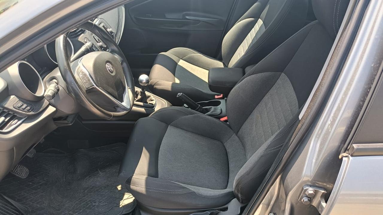 Alfa Romeo Giulietta 1.4 Turbo 120 CV GPL