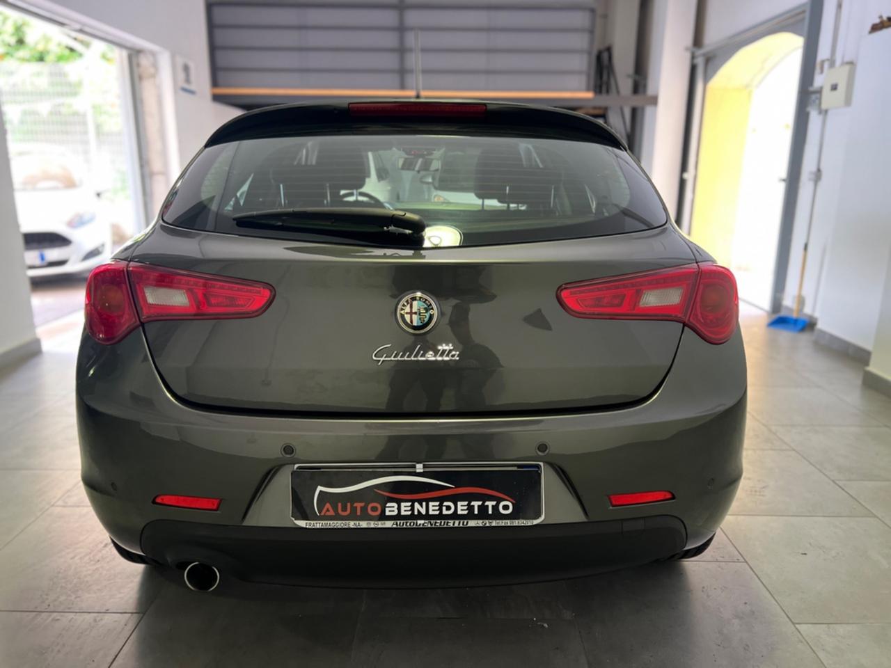 Alfa Romeo Giulietta 1.6 JTD 105 CV Distinctive 2013