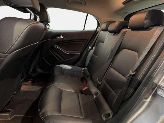 Mercedes-Benz GLA 200 d Automatic 4Matic Business