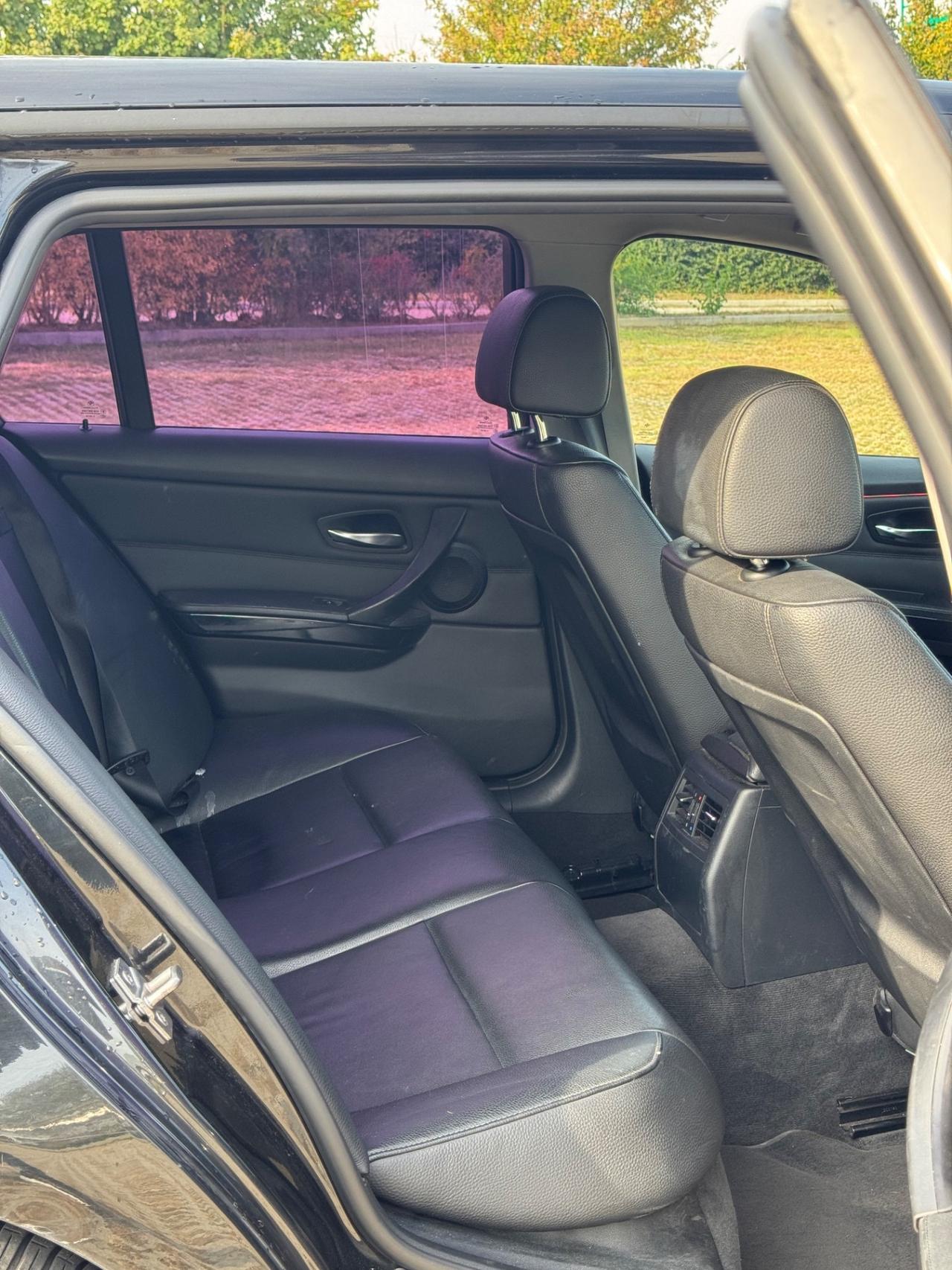 Bmw 320 320d cat xDrive Touring Attiva