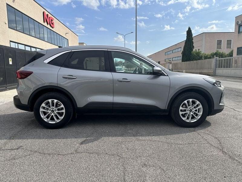 Ford Kuga 2.5 Benz. FHEV 190CV 2WD Titanium Auto