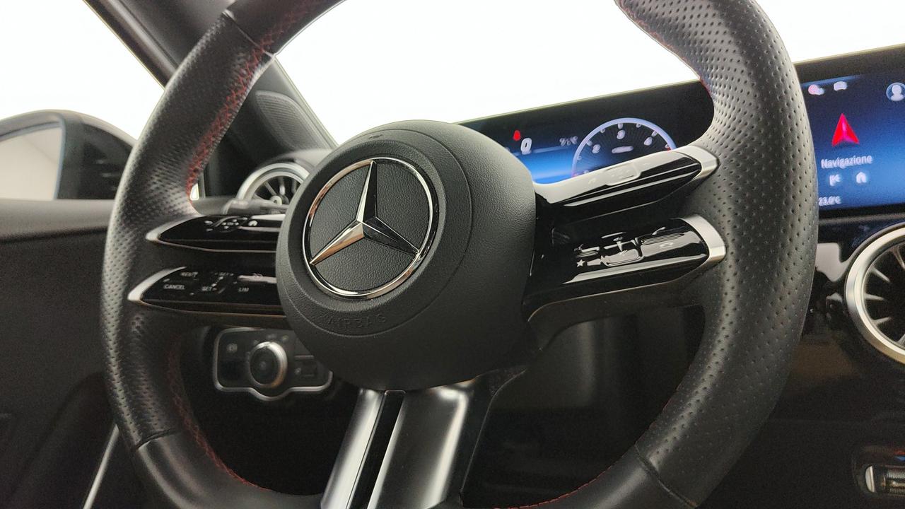 Mercedes-Benz A 200 d AMG Line Advanced Plus auto