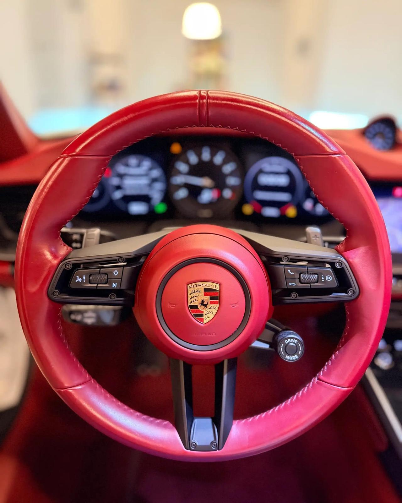 Porsche 911 Carrera Cabriolet