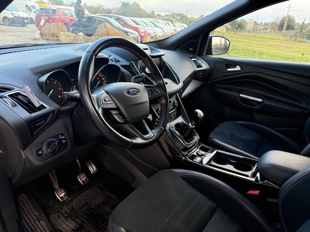 Ford Kuga 1.5 TDCI 120 CV S&S 2WD ST-Line