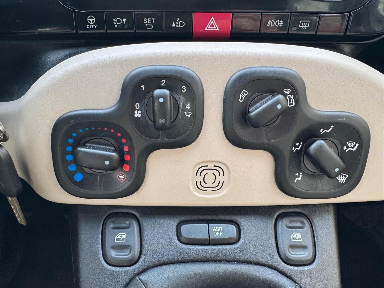 FIAT PANDA 1.2 LOUNGE UNIPROPRIETARIO NEOPAT.