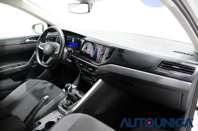 VOLKSWAGEN Polo 1.0 TSI STYLE NEOPATENTATI FARI LED