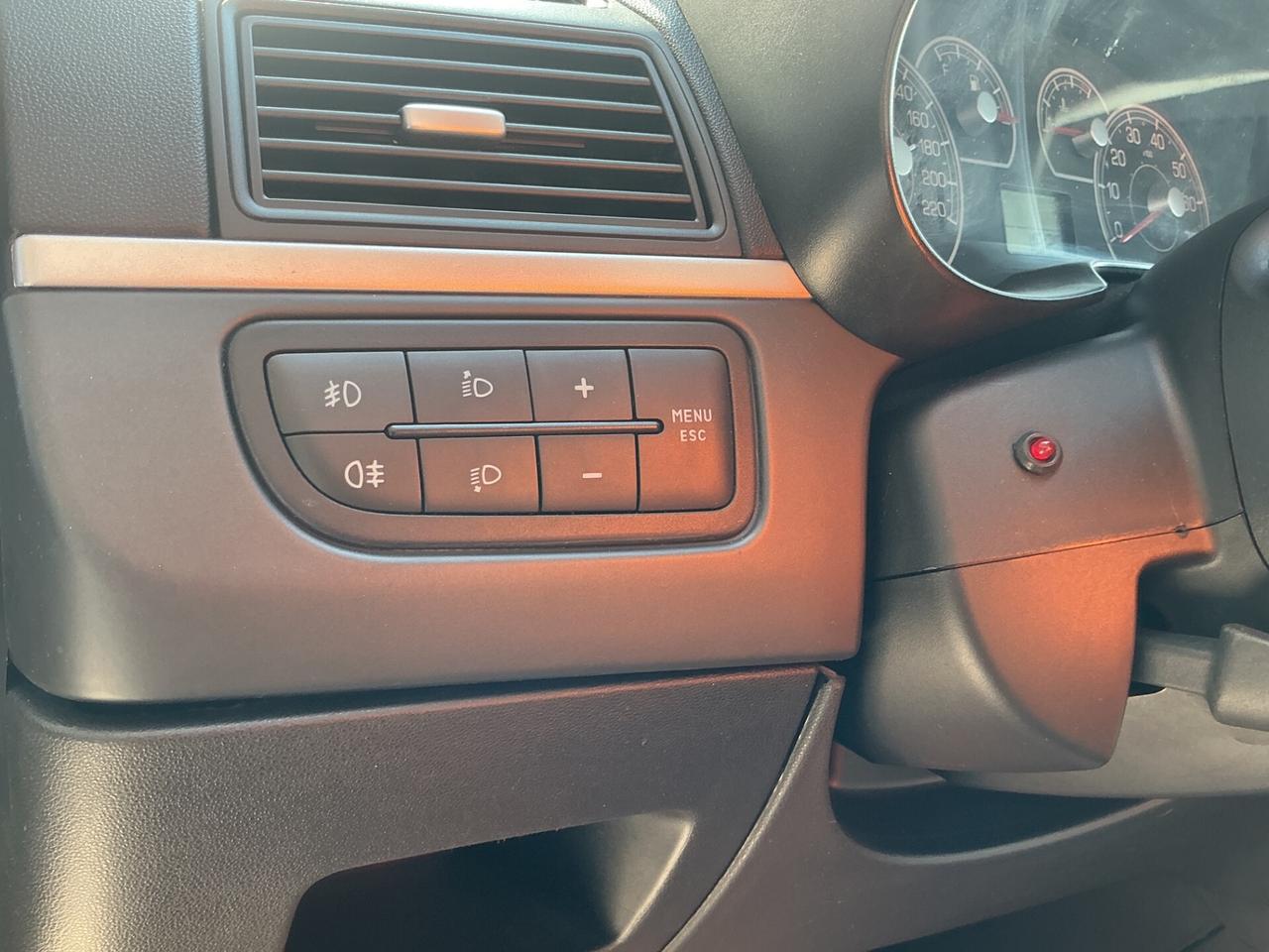 Fiat Grande Punto 1.2 Benzina Neopatentati